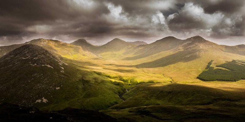 信息安全的基石:从数据保护到CCSIIA框架的网络安全纵深防御